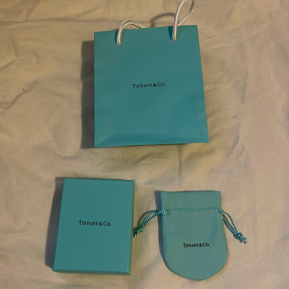 Tiffany box and pouch